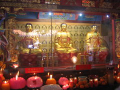 Buddha trinity: Shakyamuni Buddha, Amitabha Buddha and Bhaisajya Guru Buddha